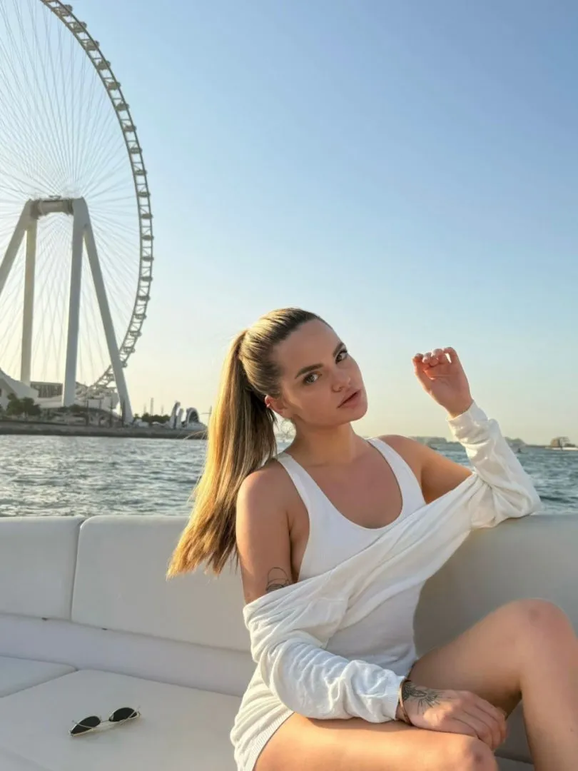 Model Kira