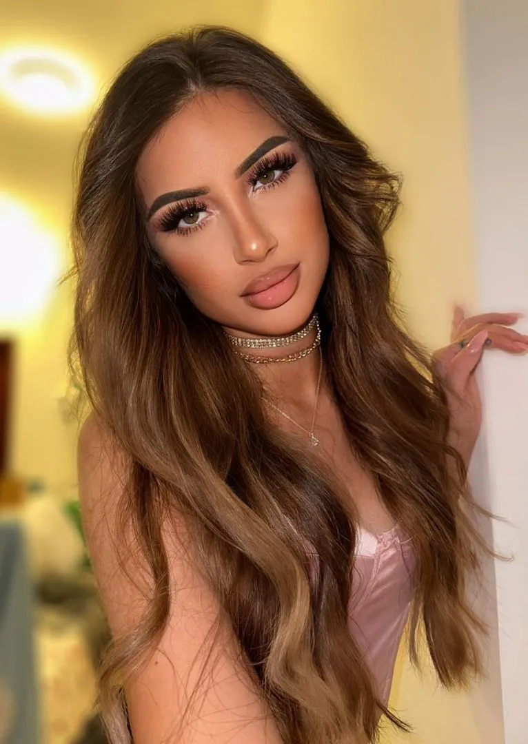 Model Angelika
