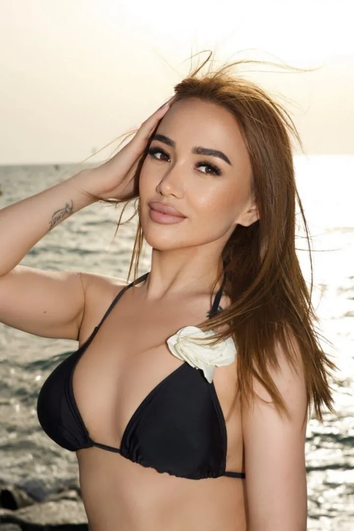 Model Nur